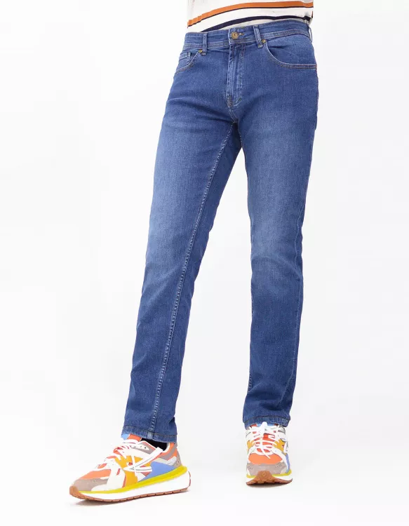 800 M Blue Straight Fit Denim Jeans